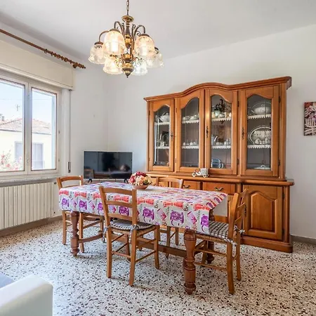 In San Giuliano Terme With 2 Bedrooms And Wifi *