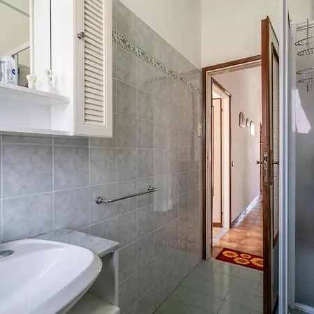 In San Giuliano Terme With 2 Bedrooms And Wifi *